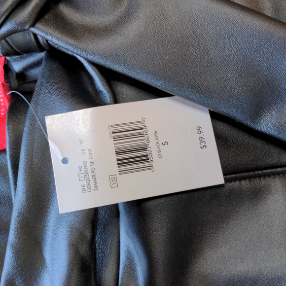 Guess faux leather pants - Picture 4 of 4